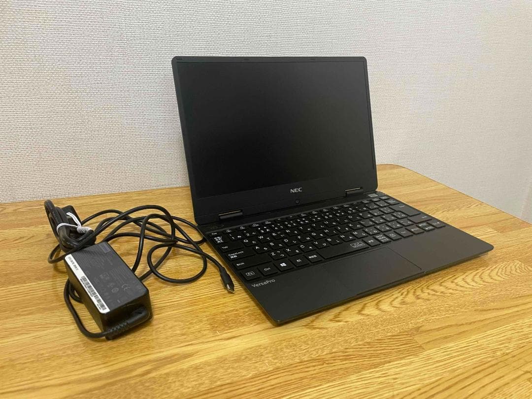 ま*ー様 軽くて薄くすぐ使える NEC PC Win11/SSD128GB/i5