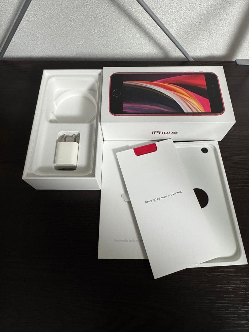u*a様 iPhone SE 第2世代 128GB SIMフリー　ジャンク