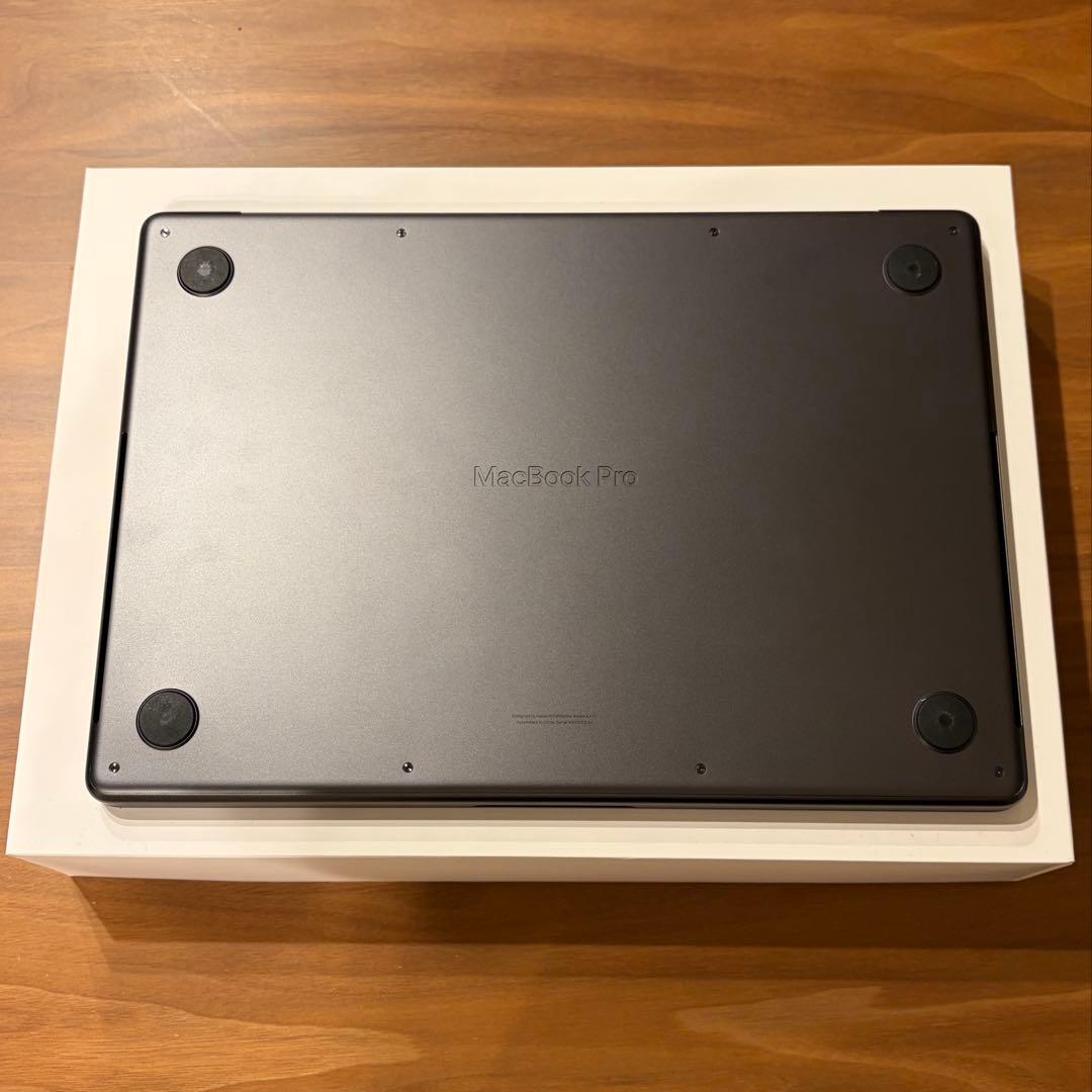 【美品】MacBook Pro 14インチ M4 24GB 1TB