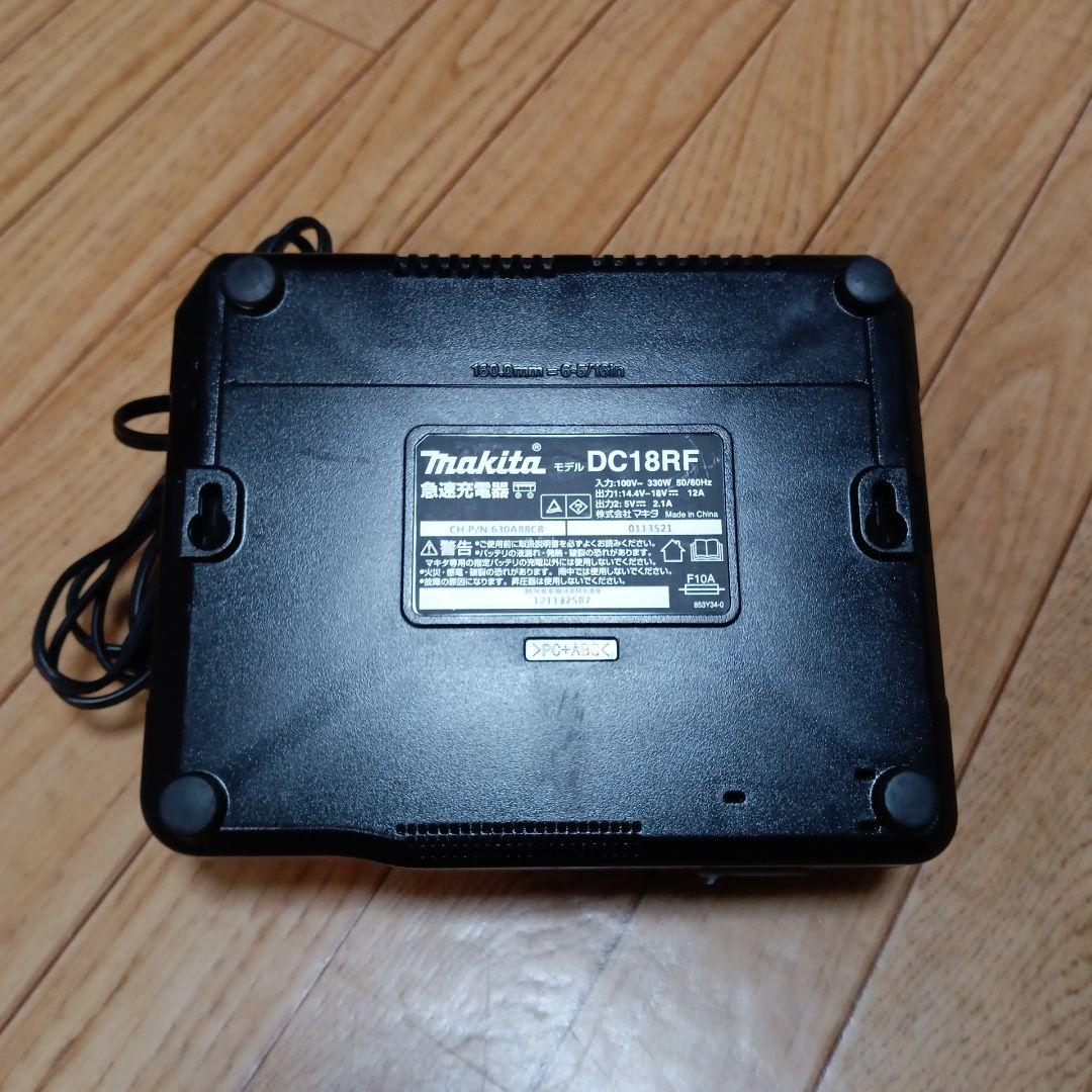 マキタ18V充電式クリーナ　CL282FD 純正バッテリー、純正急速充電器付