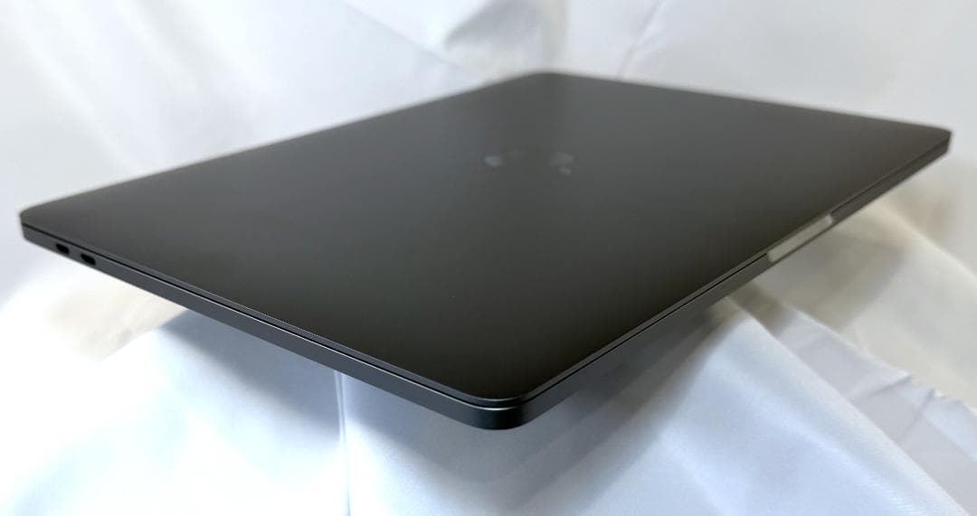 【極美品】 MacBook Pro 13 M2 16GB 512GB シルバー