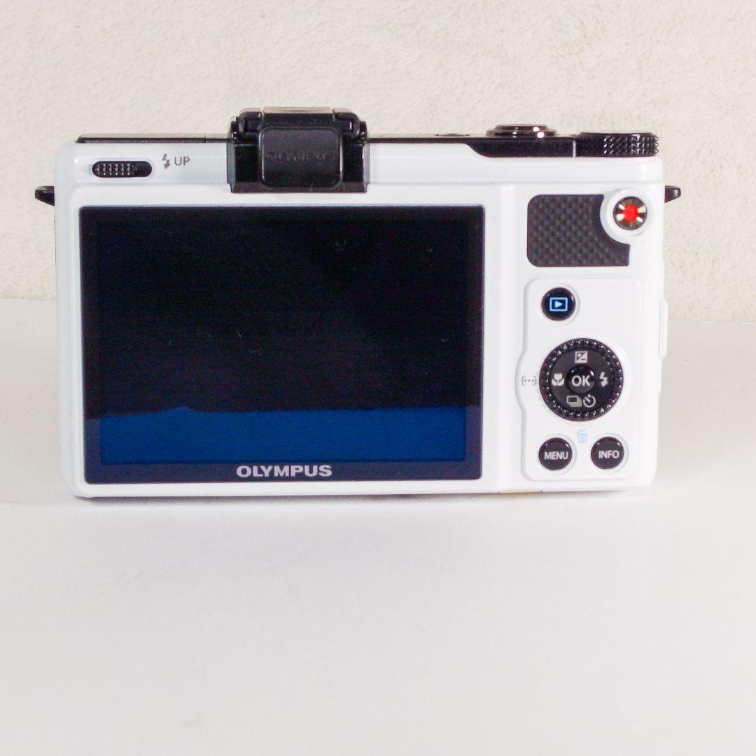 完動美品 オリンパス OLYMPUS XZ-1 ホワイト 動作確認済
