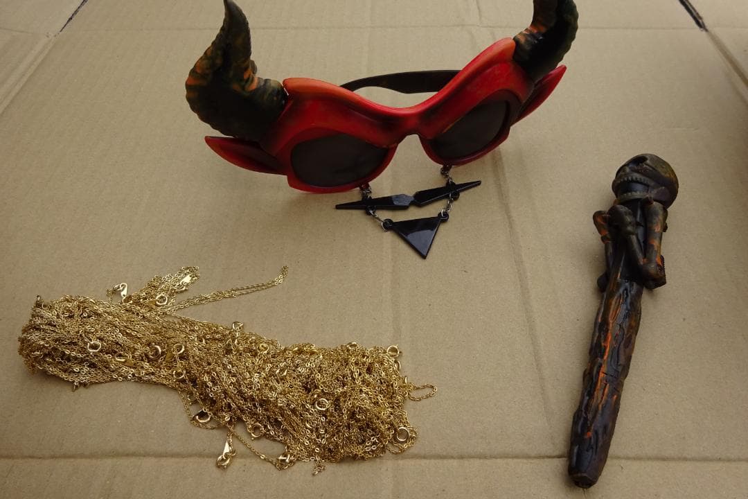 ミニオンぬいぐるみ 魔王 世紀末 悪人 ビンテージスタイル モヒカン BAD