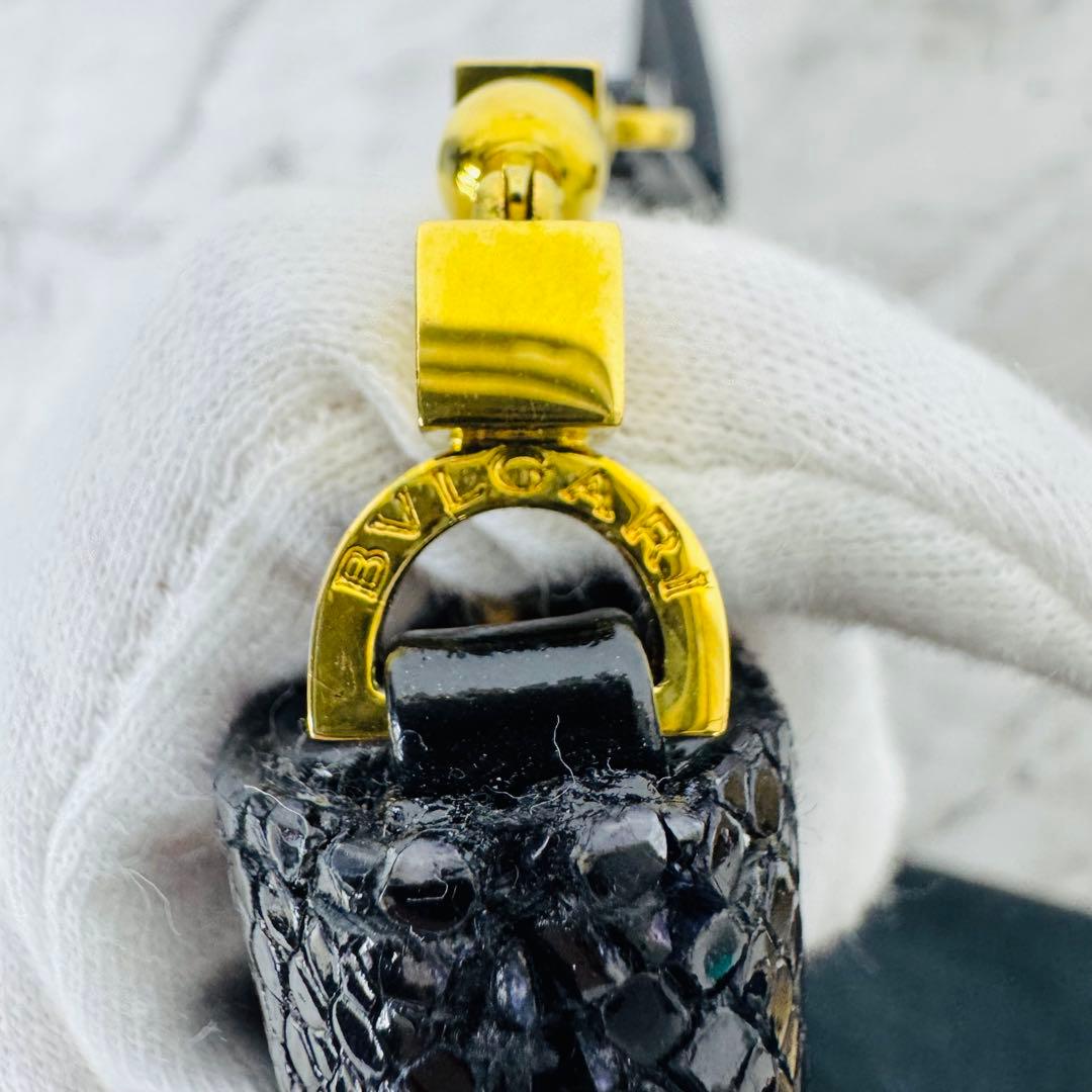 ✨BVLGARI✨ブルガリ✨ハーフムーン✨キャットアイ✨レザー✨ショルダーバッグ