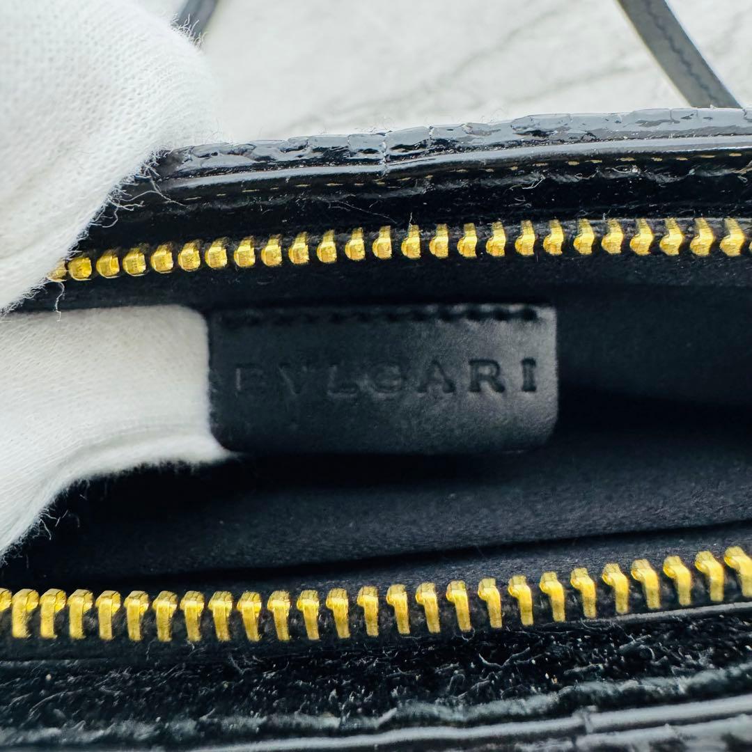 ✨BVLGARI✨ブルガリ✨ハーフムーン✨キャットアイ✨レザー✨ショルダーバッグ