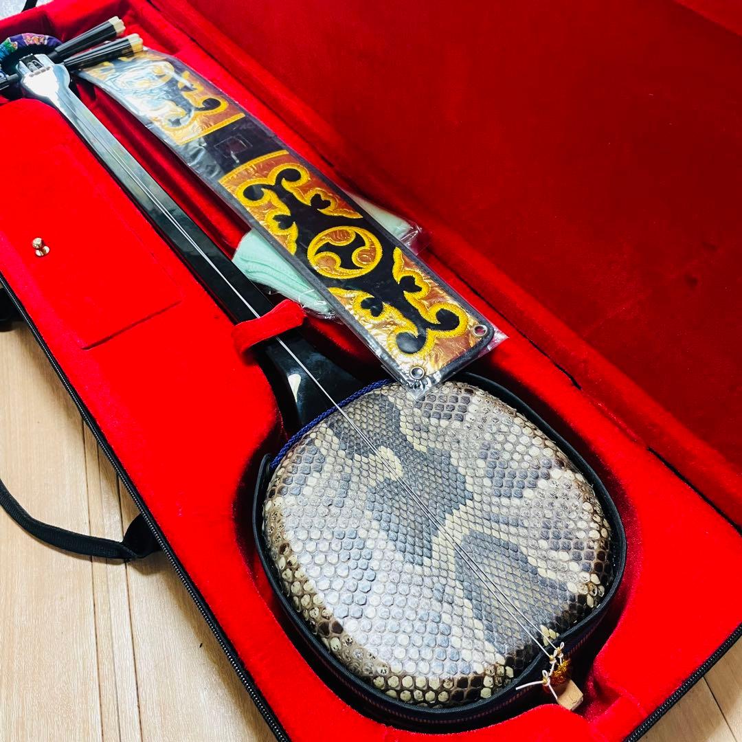 三線　沖縄　ヘビ　蛇皮　本蛇皮