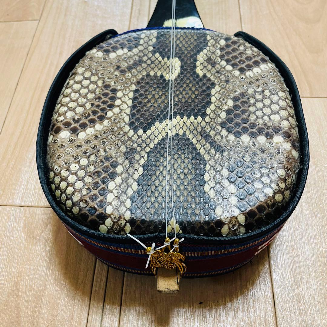 三線　沖縄　ヘビ　蛇皮　本蛇皮