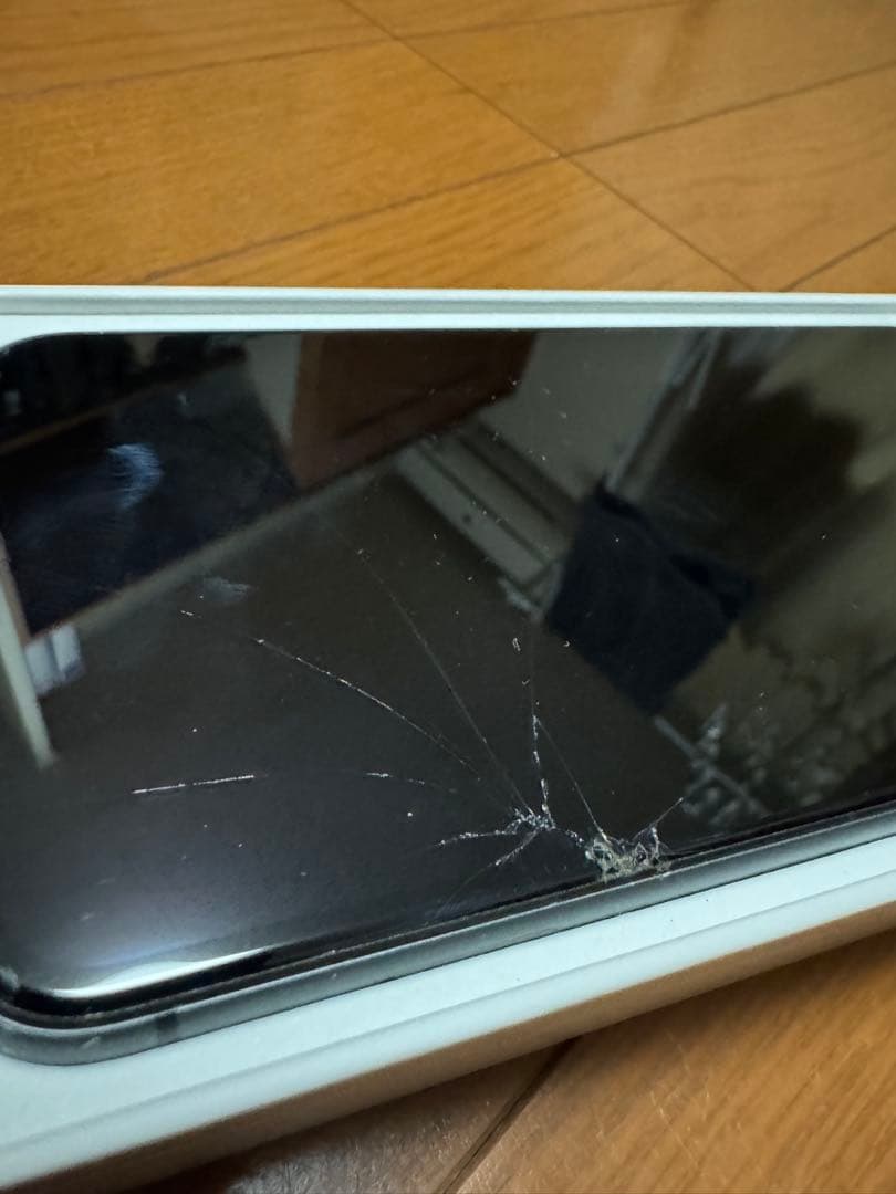 Apple iPhone 11 ブラック本体 箱あり