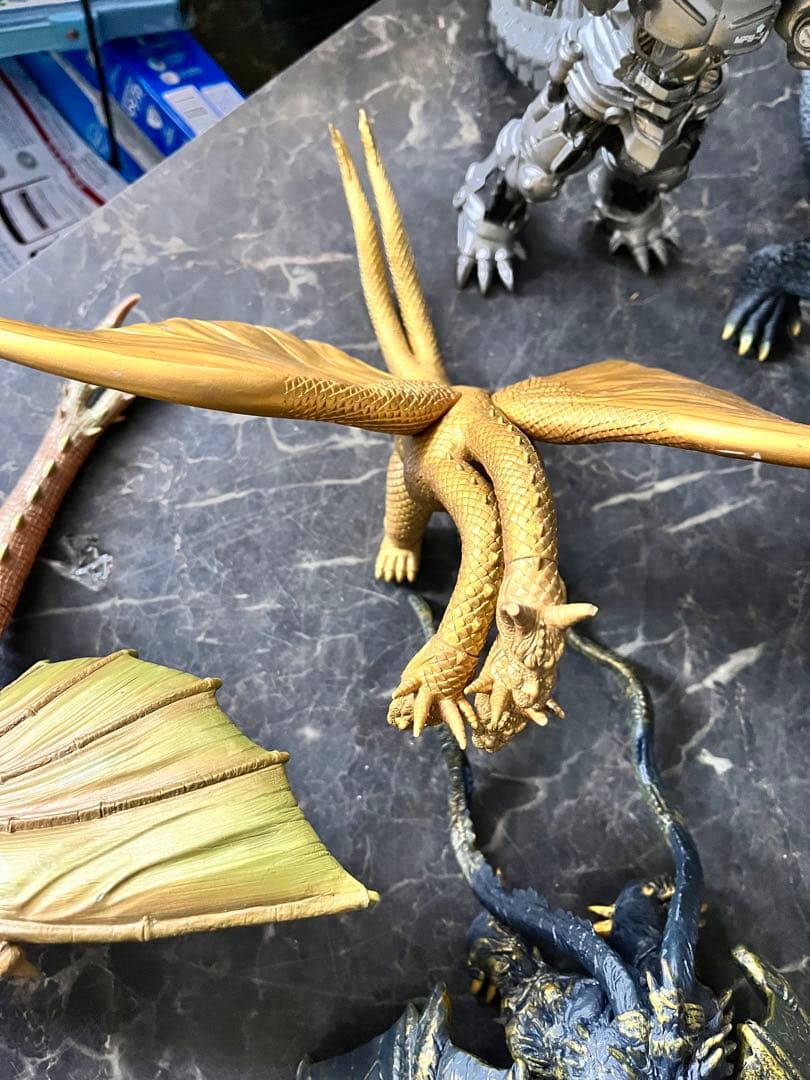 カイザーギドラ、バンダイの「ムービーモンスターシリーズ」カイザーギドラ