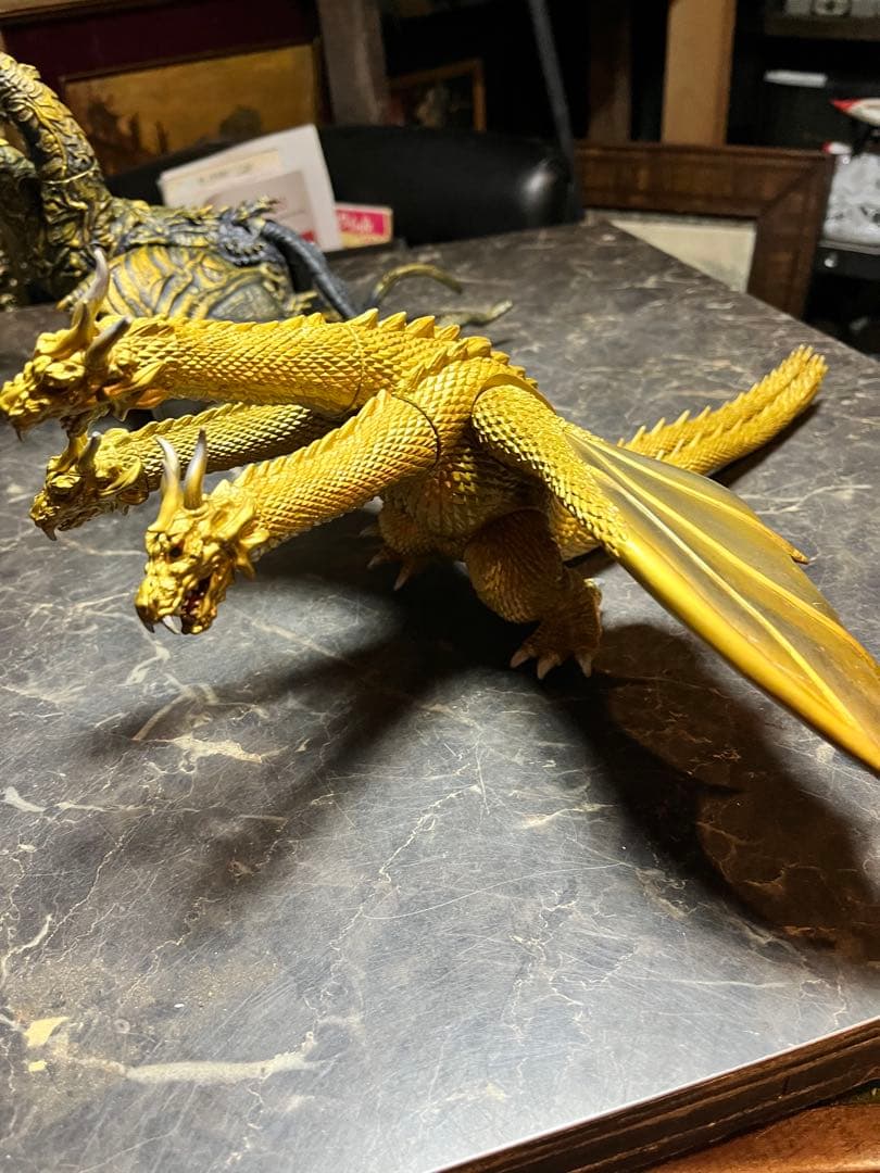 カイザーギドラ、バンダイの「ムービーモンスターシリーズ」カイザーギドラ