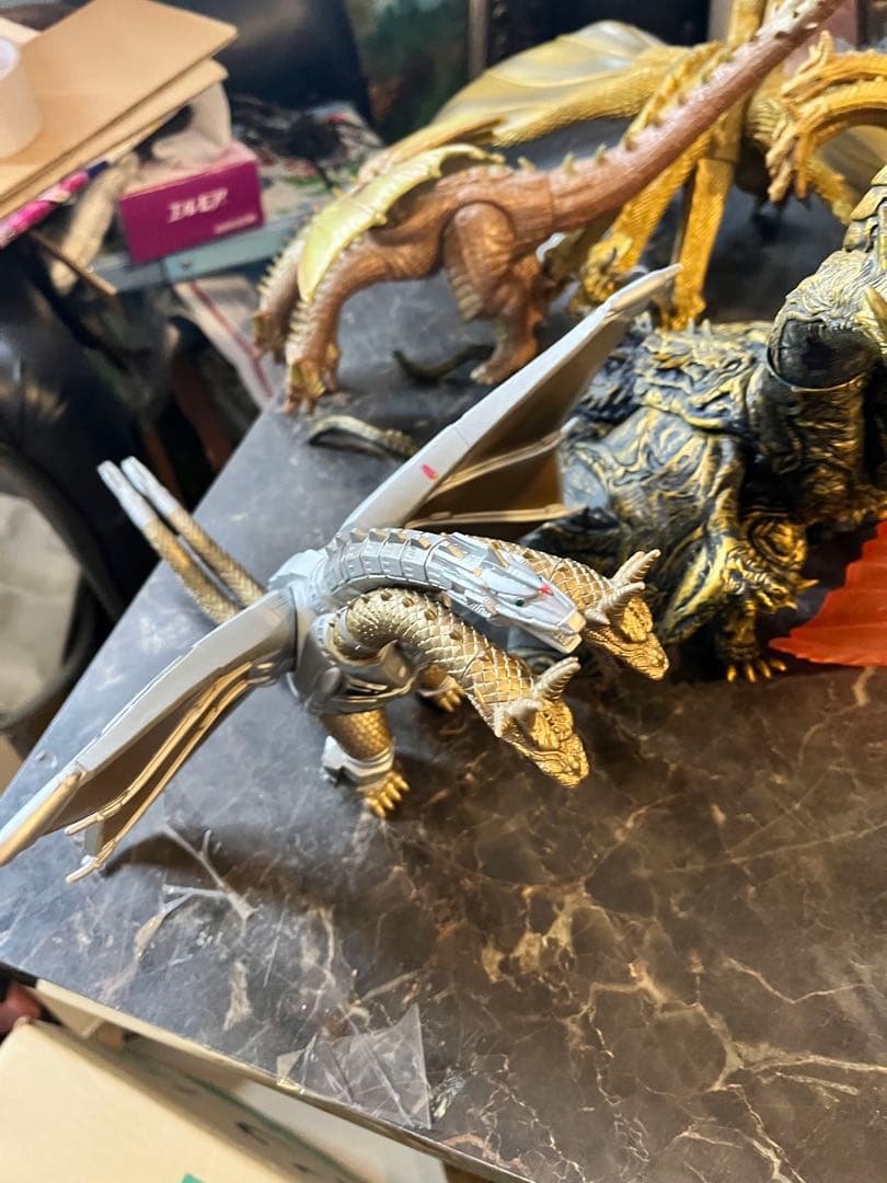 カイザーギドラ、バンダイの「ムービーモンスターシリーズ」カイザーギドラ