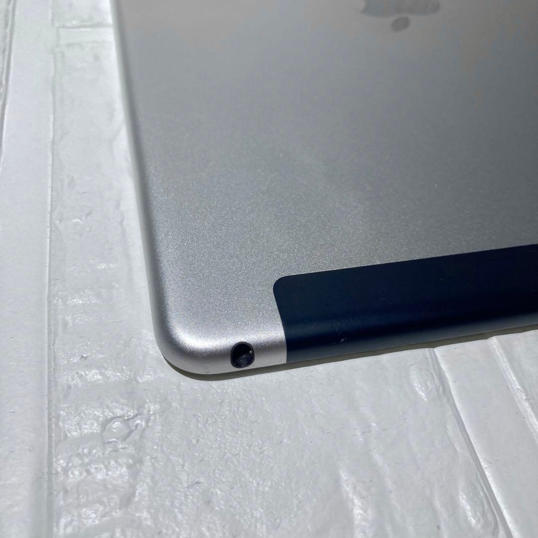 iPad Air2 32GB セラー セルラーモデル au UQモバイル グレー
