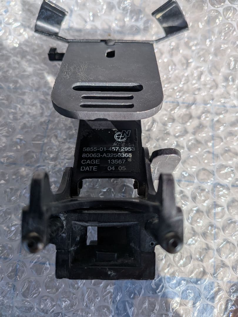 ヘルメット タン LWH Marines 放出品 米軍