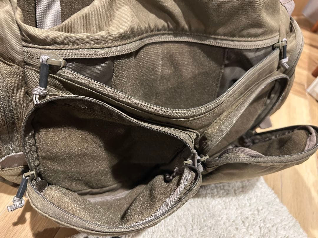 ヘリコンテックス　ショルダーバッグ ポーチ付き