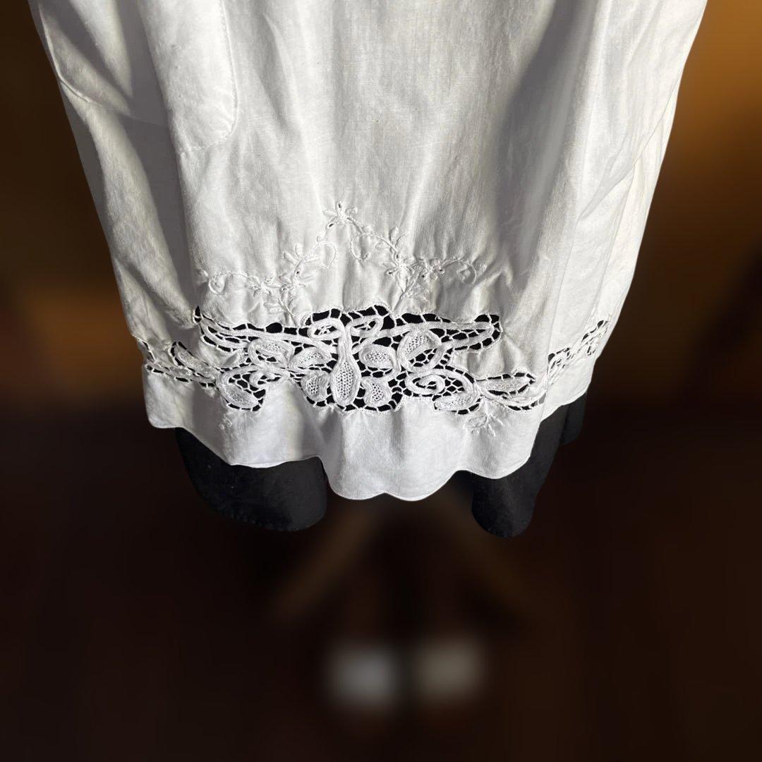 ホワイトレース刺繍エプロン　スイス製　ビンテージ