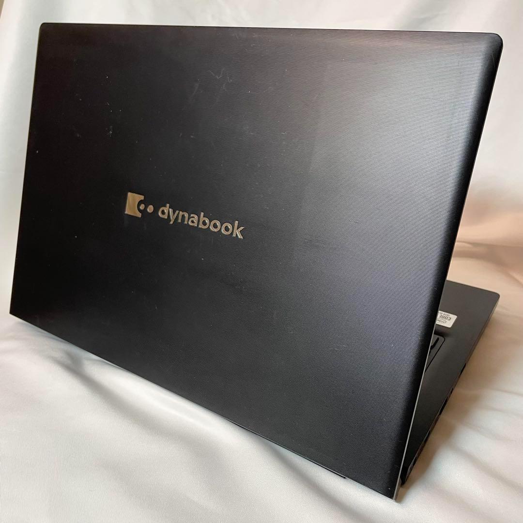 第10世代-i5/SSD256/8GB 東芝ノートパソコン軽量 r147
