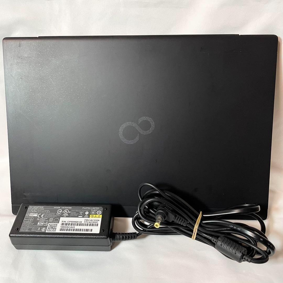 第10世代-i5/SSD256/8GB 東芝ノートパソコン軽量 r147