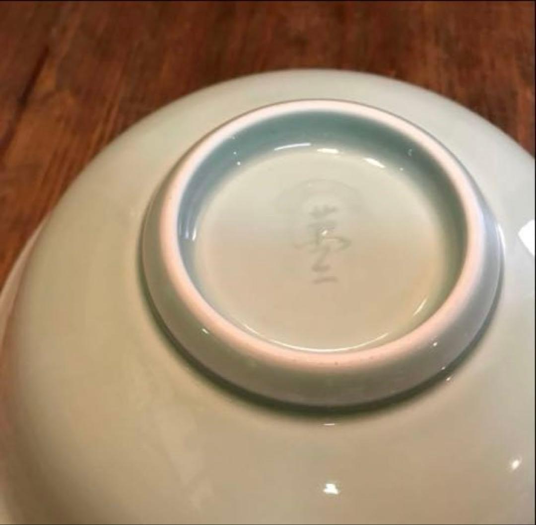美品　人間国宝　井上萬二　青白磁　菓子鉢　鉢　盛り鉢　ボウル　銀杏　色合いが上品