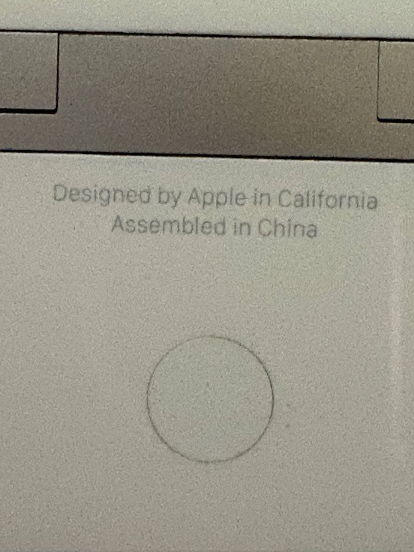 AirPods 第3世代　イヤホン+充電ケース　バラ売り不可　付属品なし