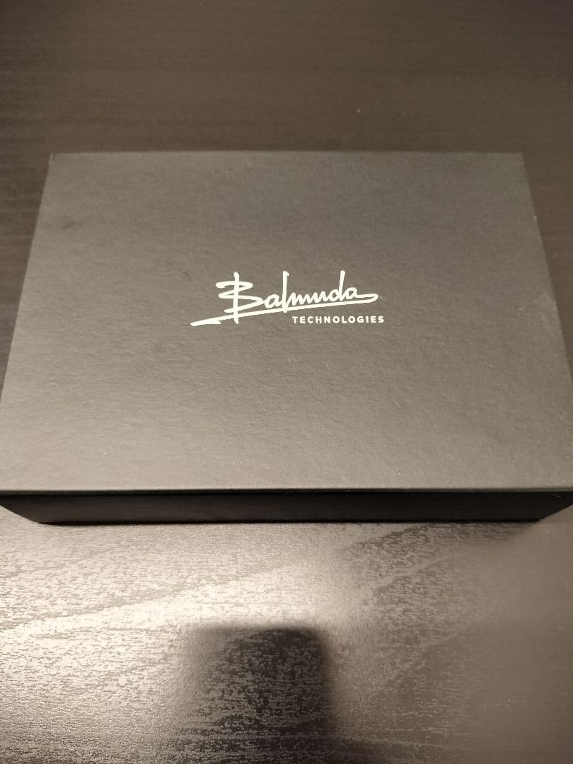 スマートフォン本体 Balmuda phone