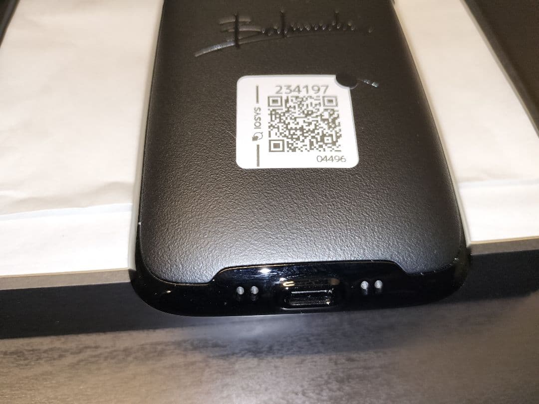 スマートフォン本体 Balmuda phone