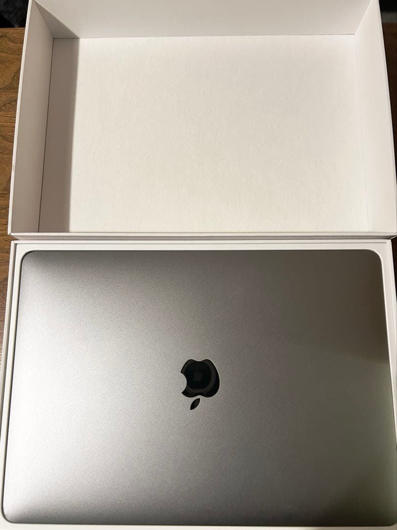 初心者用DTMセット(MacBook Pro＋インタフェース＋MIDI等)中古
