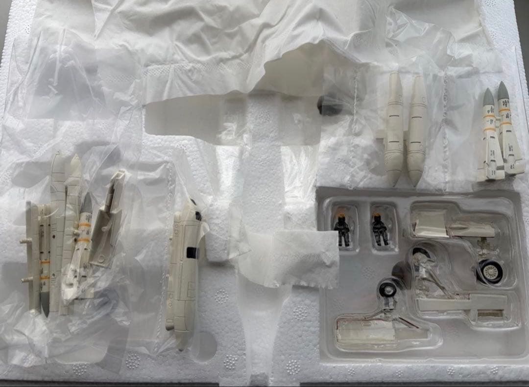 F 14 A アメリカ　海軍 第84戦闘飛行隊　ジョリーロジャース　空母ニミッツ