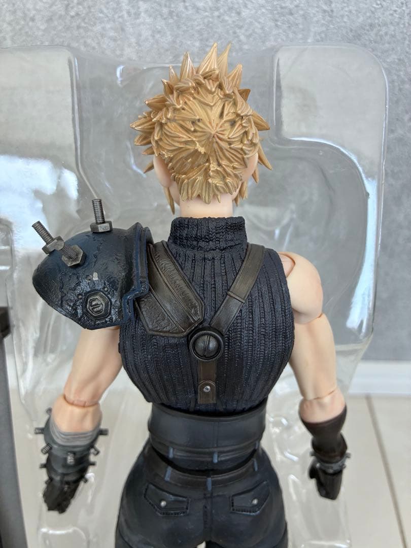 ファイナルファンタジー7 FF7 クラウド プレイアーツ改 リメイク