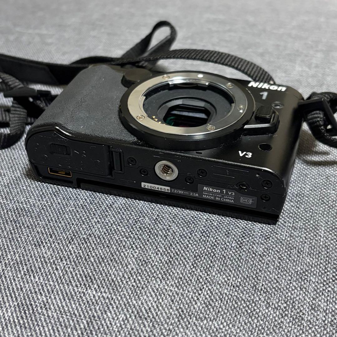 Nikon 1 V3 ミラーレスカメラ ニコン 一眼