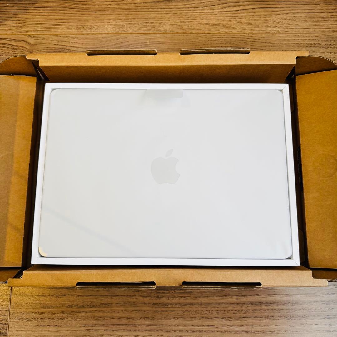 【26年1月購入未使用に近い】Apple MacBook シルバー US配列