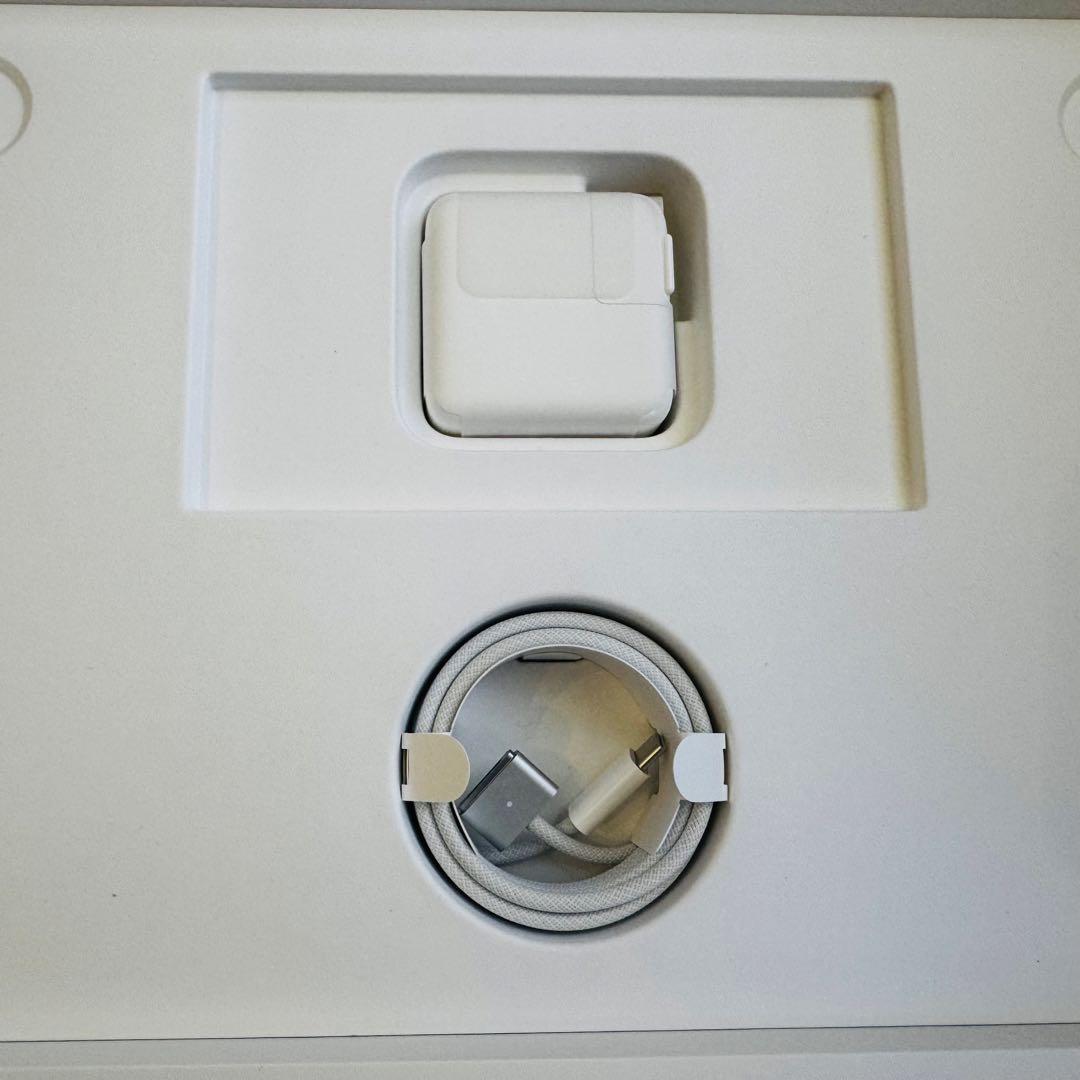 【26年1月購入未使用に近い】Apple MacBook シルバー US配列