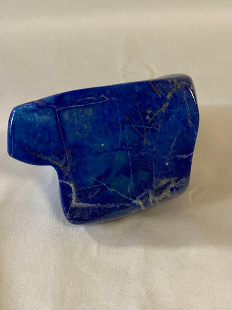 ラピスラズリ 原石光沢あり　深い青　高品質