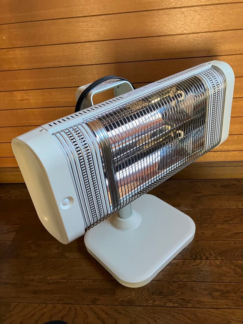 コロナ　遠赤外線電気ストーブ　コアヒート