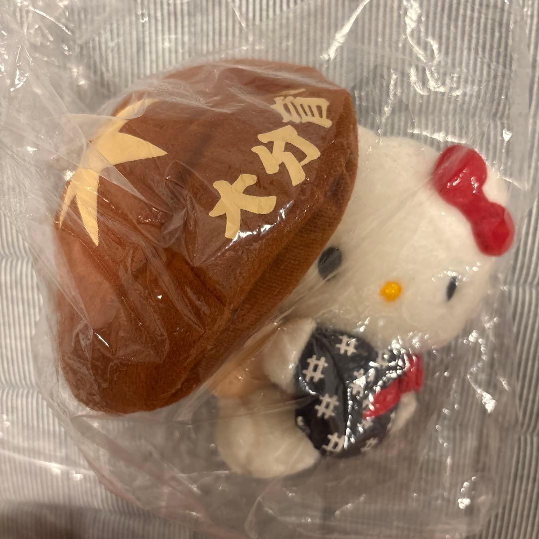 ご当地キティ　ぬいぐるみ　大分　しいたけ
