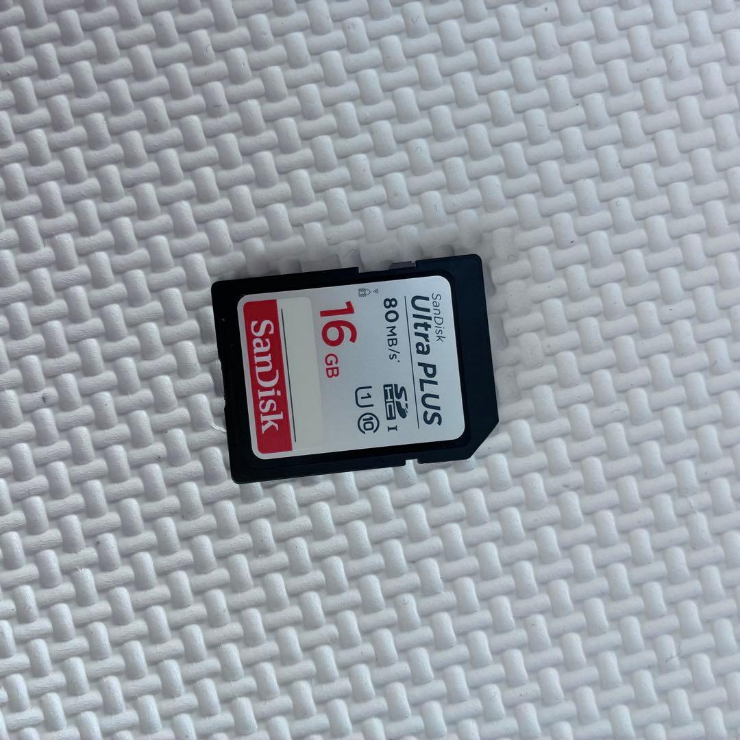 【値下げしました★】Canon EOS M100 シルバー ミラーレスカメラ
