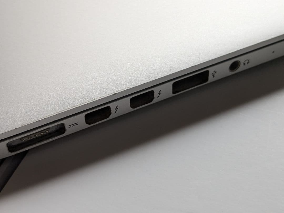 ジャンク MacBook Pro 2015 8GN 128GB MF839J/A