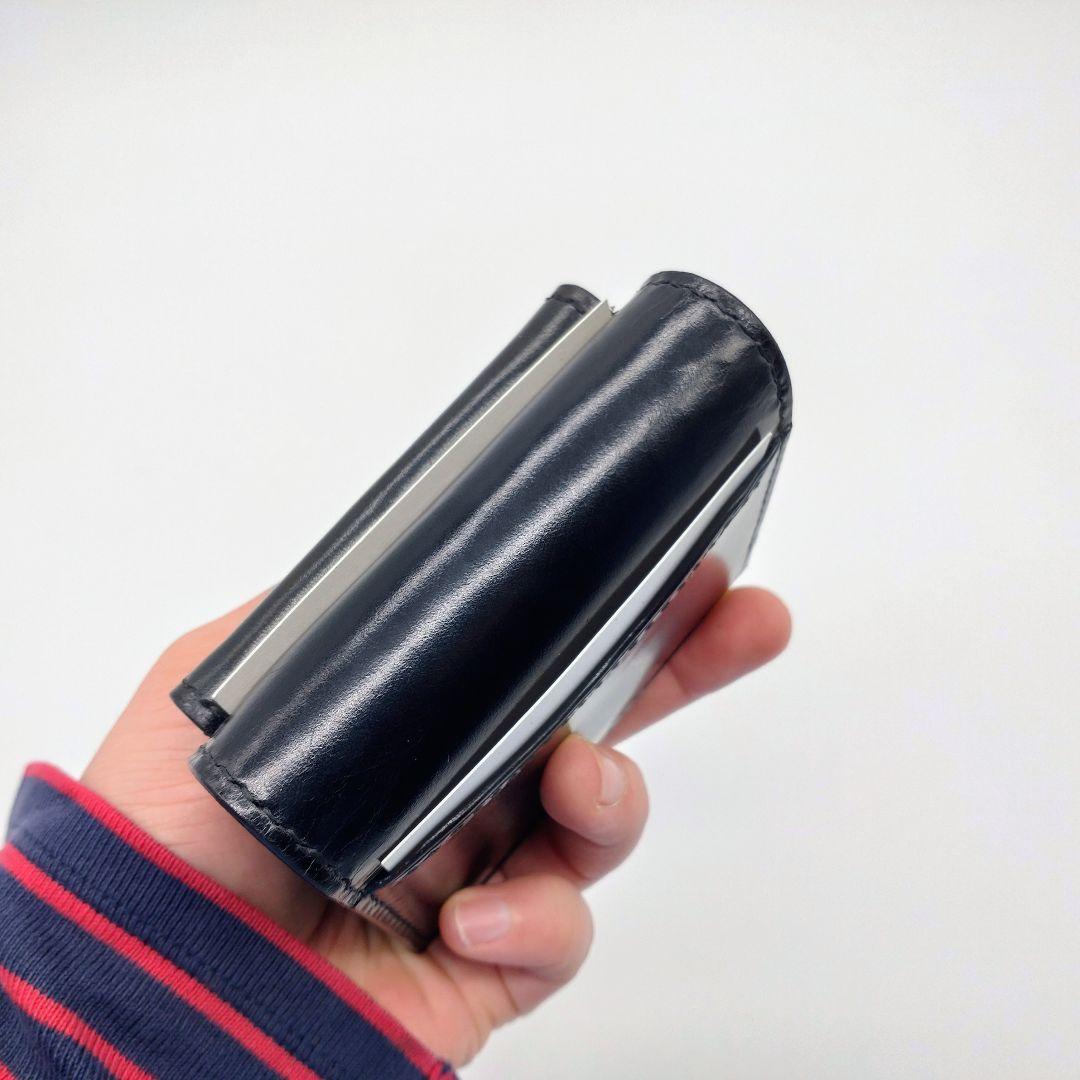 【カード8枚以上】本革コンパクト財布/二つ折り ヌメ革 ブラック ゲンコウ