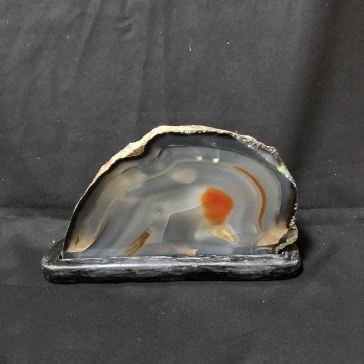 【送料込み❗️】　水晶　メノウ 瑪瑙 台座付き