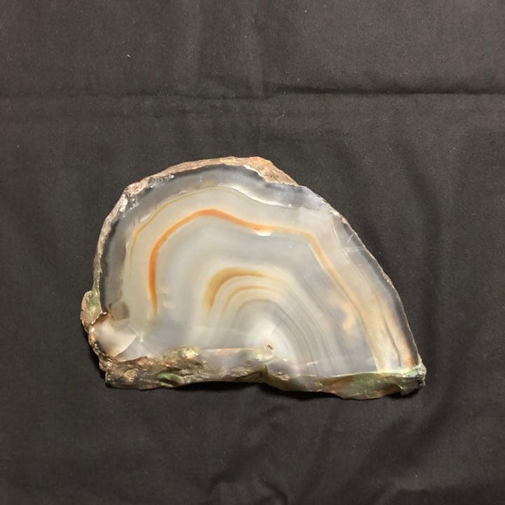 【送料込み❗️】　水晶　メノウ 瑪瑙 台座付き