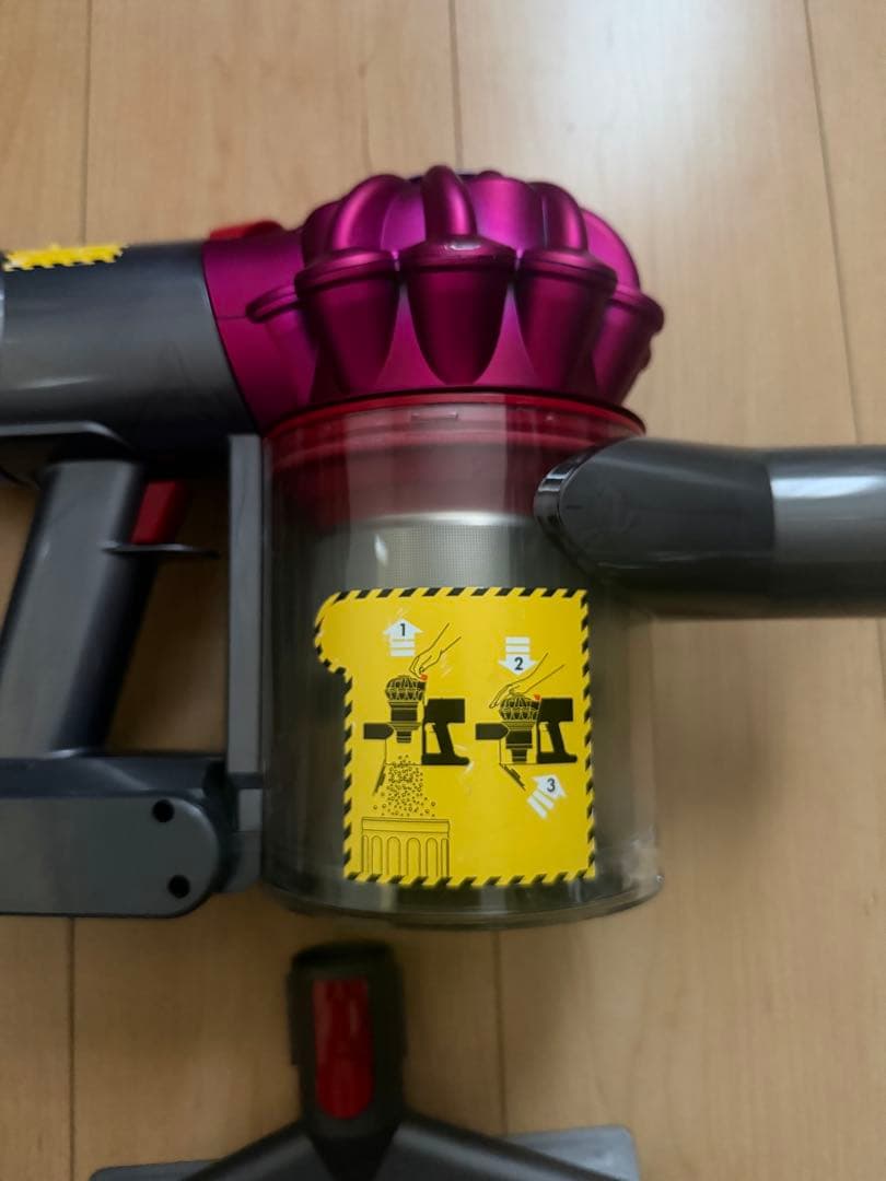 ダイソン掃除機v7HH11マキタ18v変換アダプター付き 完全分解洗浄 除菌済
