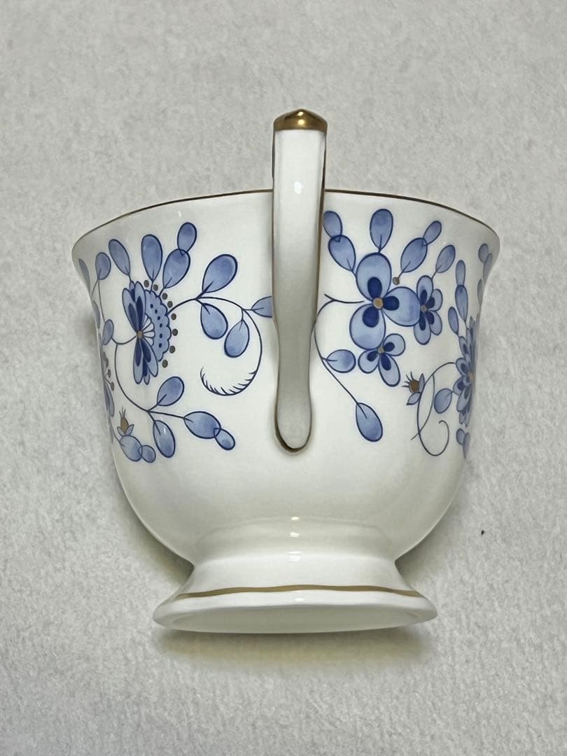 【ナルミ陶器】ミラノ カップ＆ソーサー２客 青花×七宝 金彩 花リム