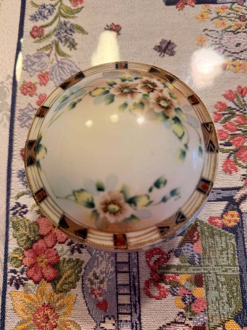 NIPPON HAND PAINTED 花柄陶器ボウル 金属脚付き