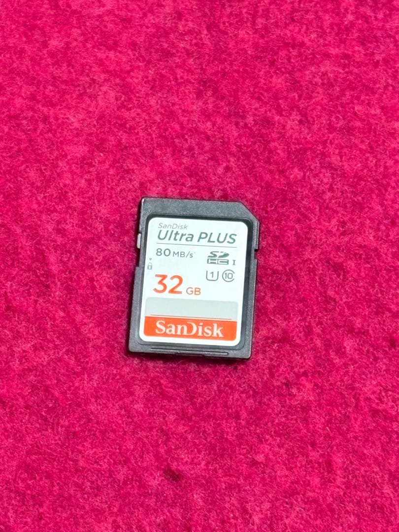 Canon　kiss　X10　ホワイト