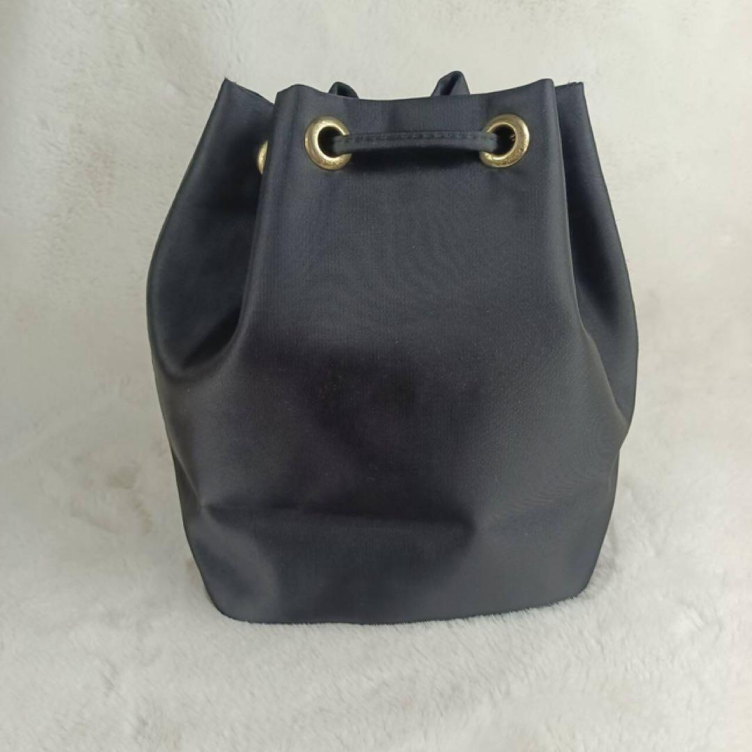 PRADA ノベルティ 巾着型 ナイロン ポーチ ブラック ra1