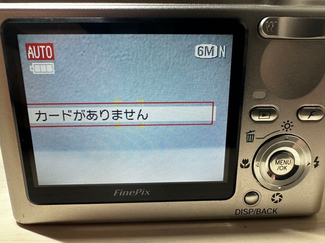 美品【動作確認ＯＫ】FUJIFILM FinePix F11 デジカメ コンデジ