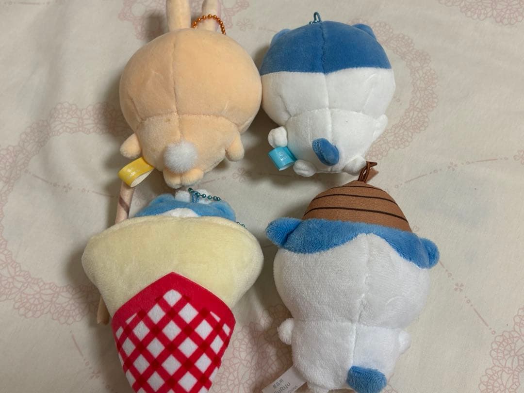 ちいかわ　ハチワレ　マスコットキーホルダー