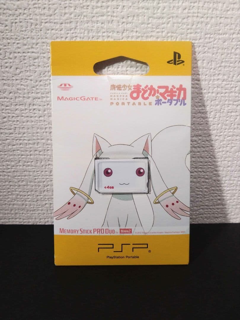 魔法少女まどかマギカ　PSP　メモリースティックPRO DUO　【未使用品】