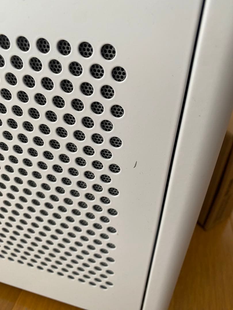 MasterBox NR200 ホワイト PCケース、電源付き