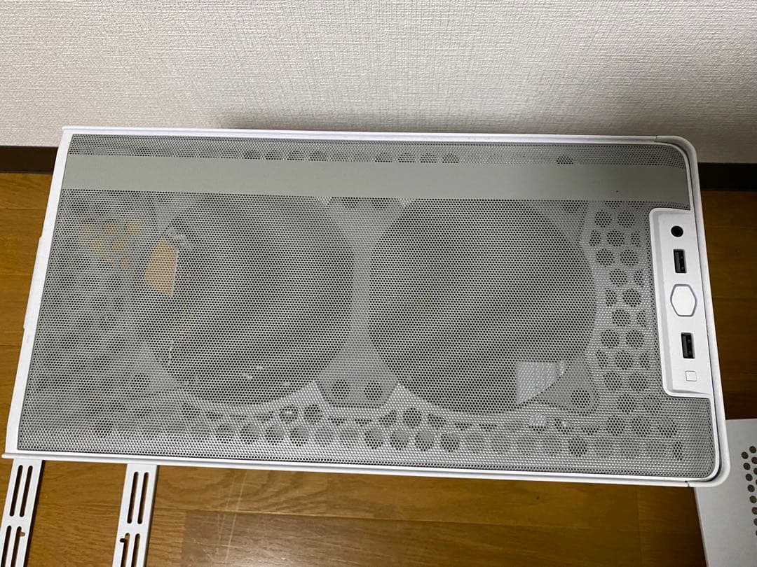 MasterBox NR200 ホワイト PCケース、電源付き