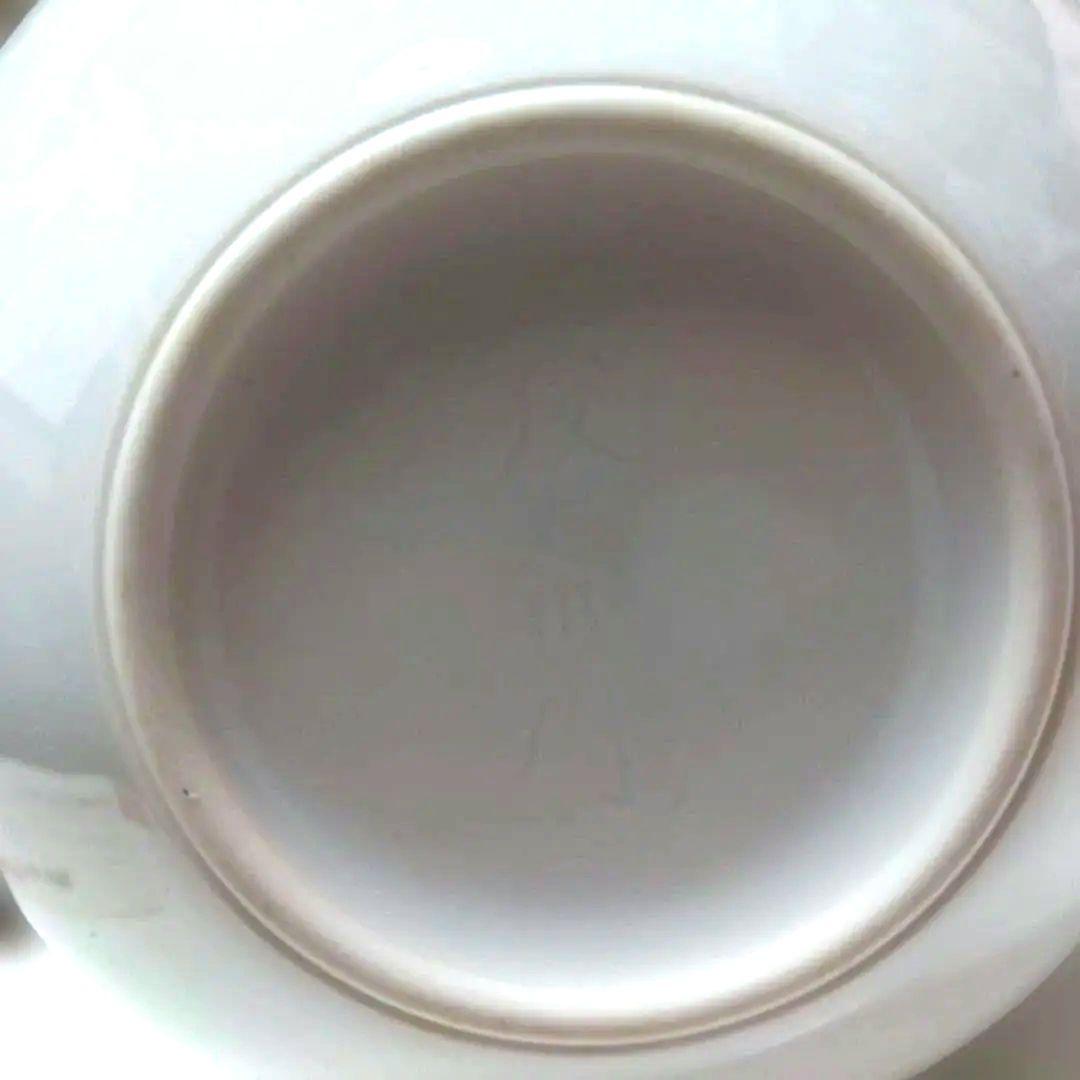 花瓶　白磁　奥川俊右衛門　現代の名工　共箱